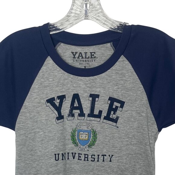 Yale University Tshirt Womens Large Gray Blue New WOT Raglan Short Sleeve - Picture 3 of 6